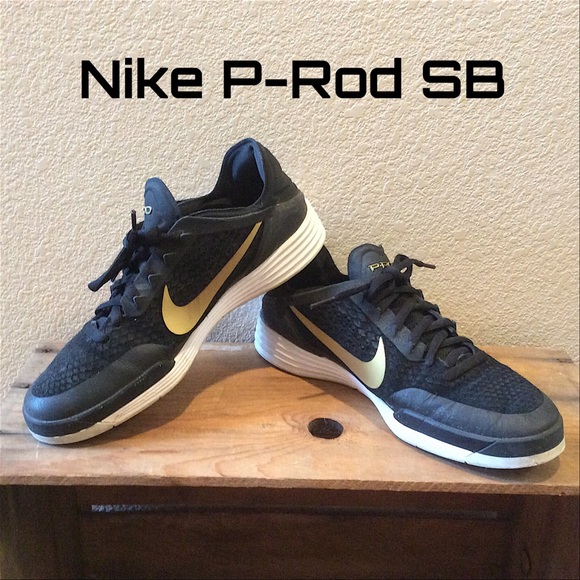 nike shoes with gold swoosh